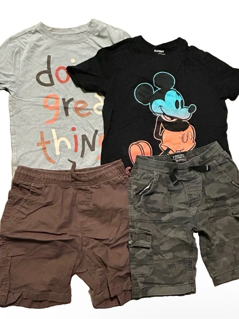 Boys Summer Clothing Shorts T Shirt Mickey Mouse Size Medium (8)